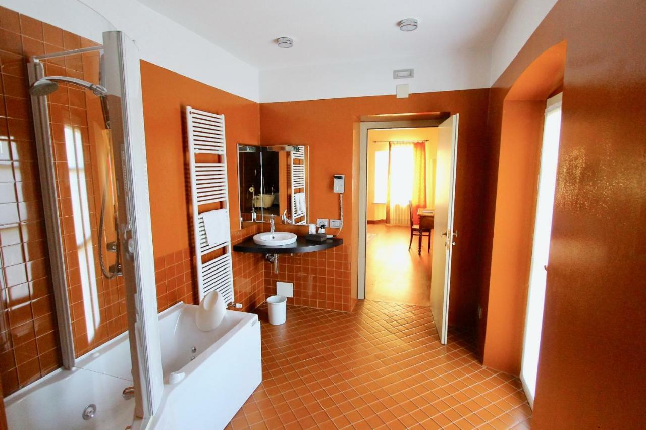 La Fermata Resort Alessandria Exteriör bild
